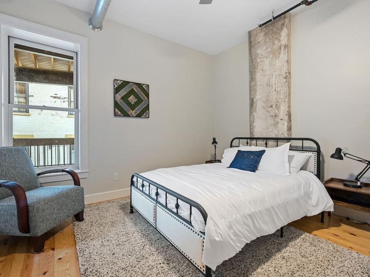 111 West Elder Street - Photo 6 of 37