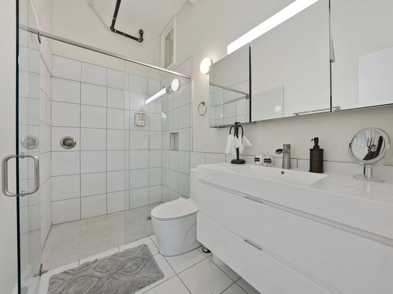 111 West Elder Street - Photo 7 of 37