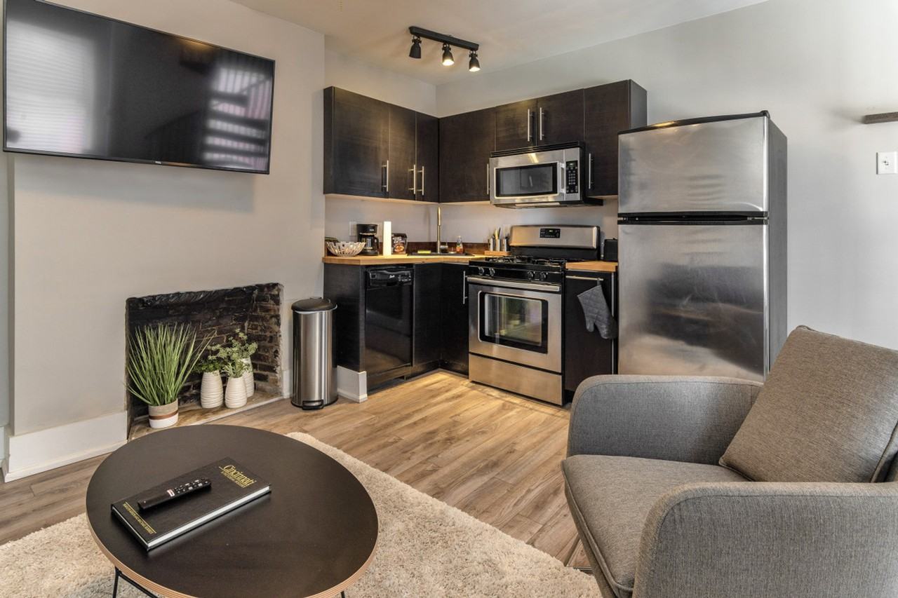 1470 Goetz Aly #1056063P - Photo 2 of 22