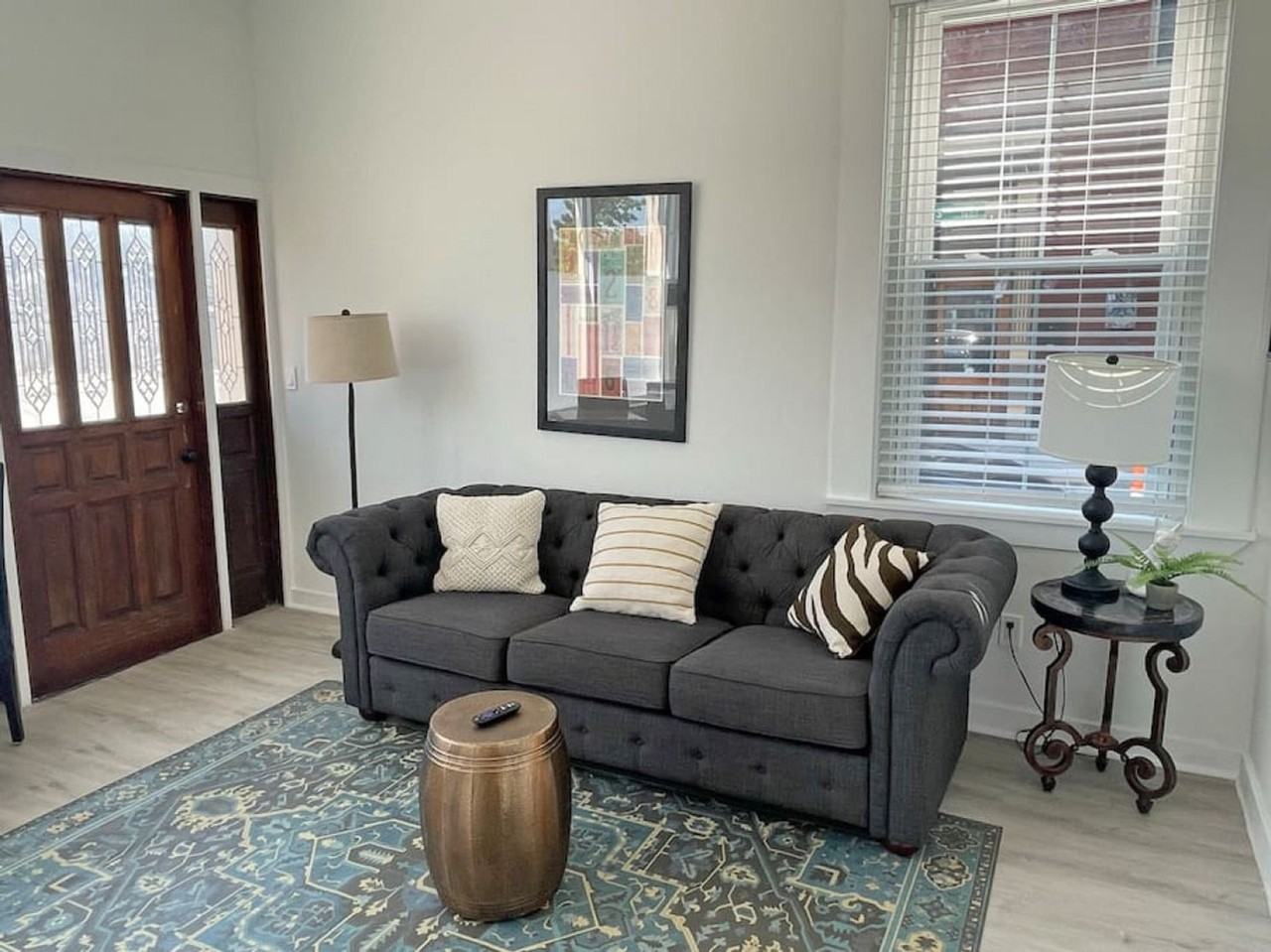 216 E Liberty St #1056066P - Photo 2 of 50