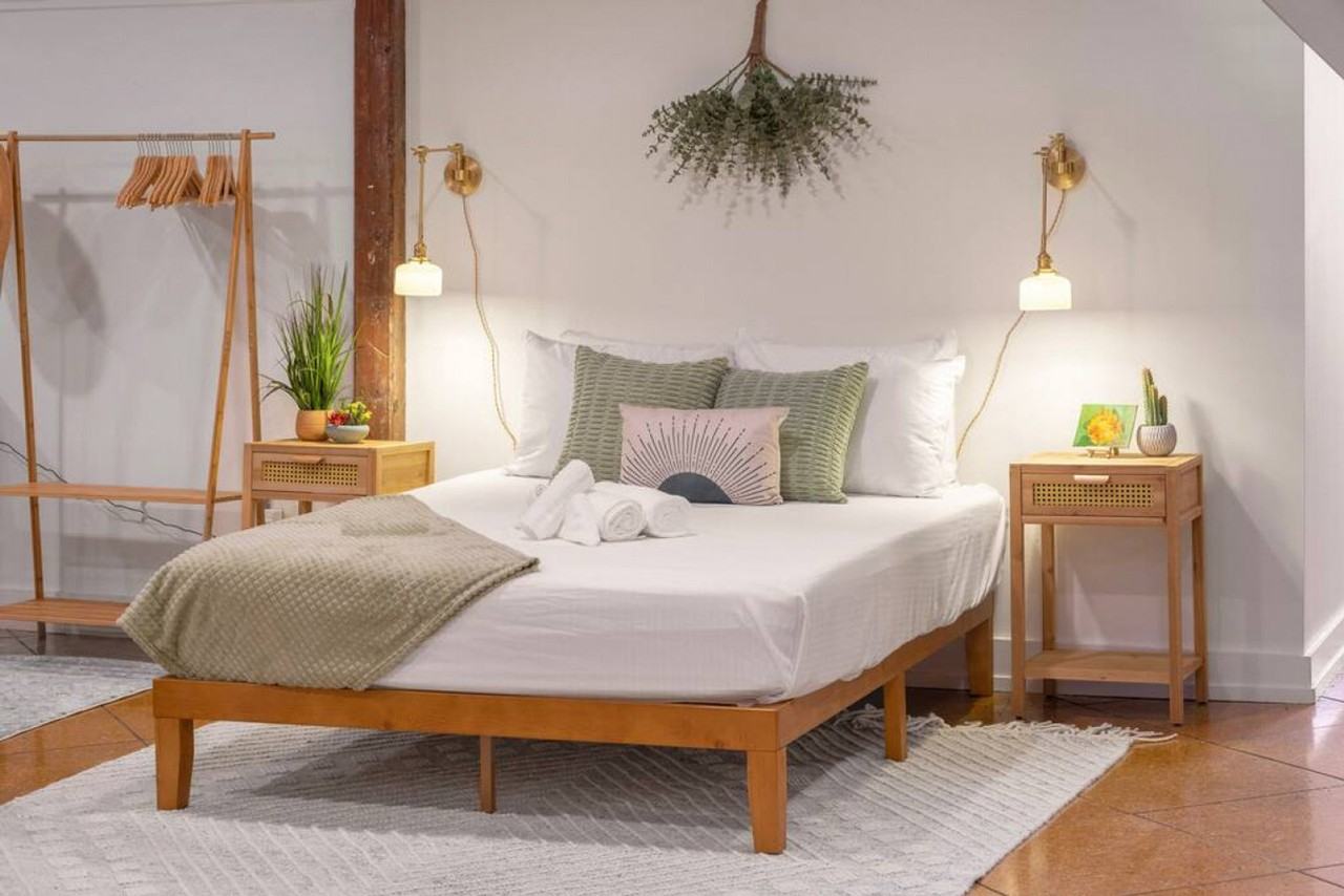 120 E 13th St #1056090P - Photo 6 of 28