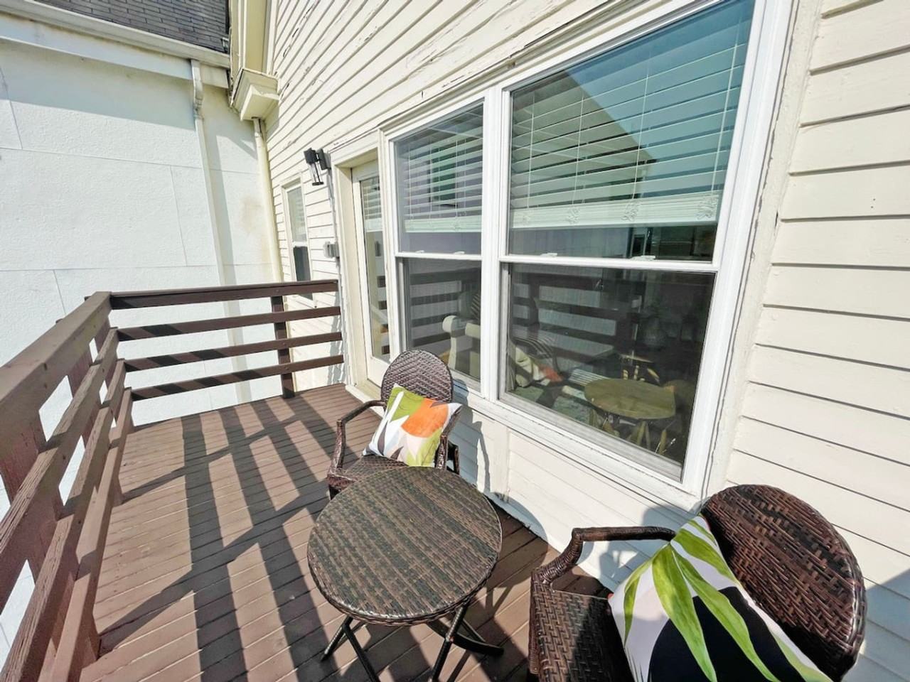 1243 Martin Dr #1056135P - Photo 6 of 17