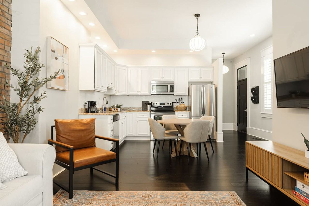 1354 Broadway St #1056136P - Photo 4 of 50