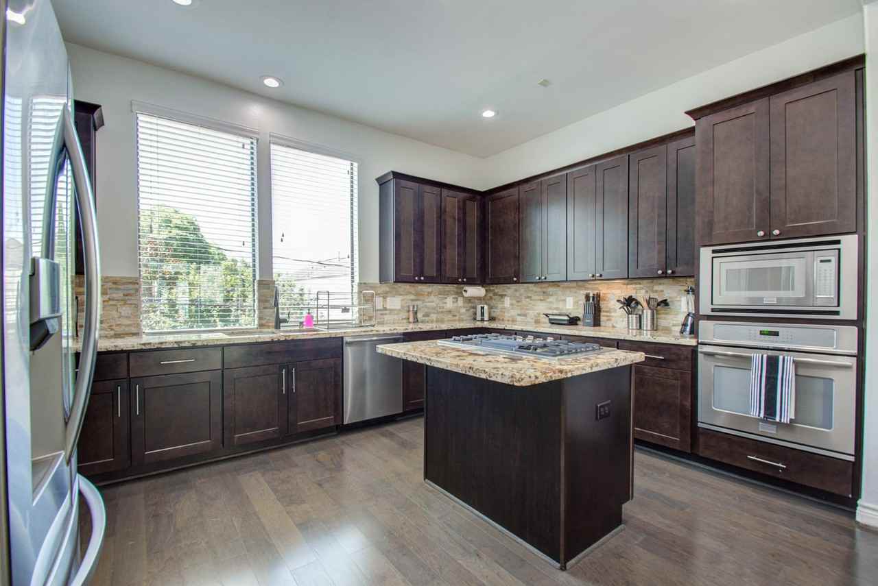 5732 Darling St #1056419P - Photo 5 of 24