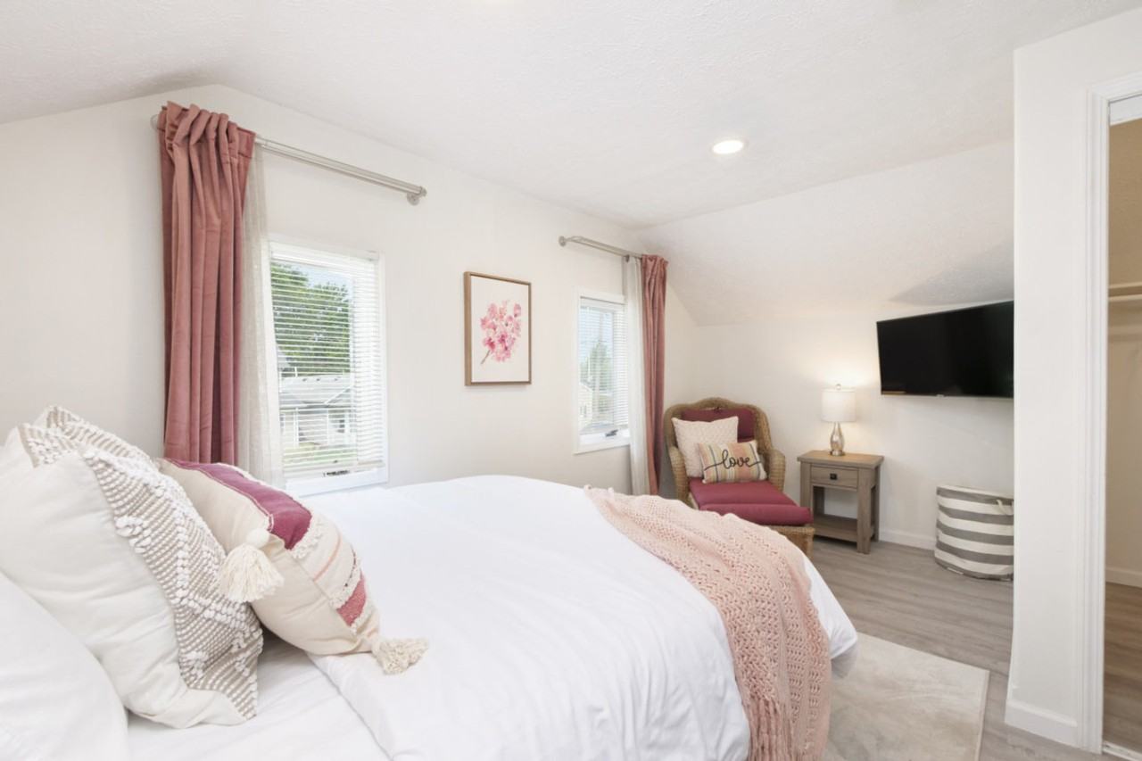 415 Short Street #1061032P - Photo 4 of 43