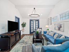 featured image of 6008 W Clinton Ave