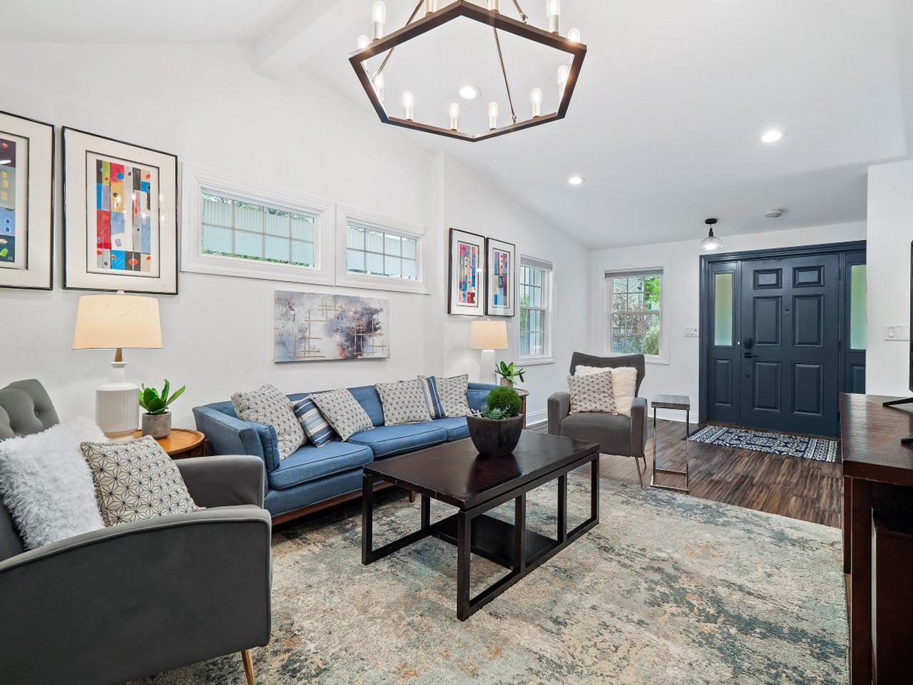 6008 W Clinton Ave #1061050P - Photo 3 of 50