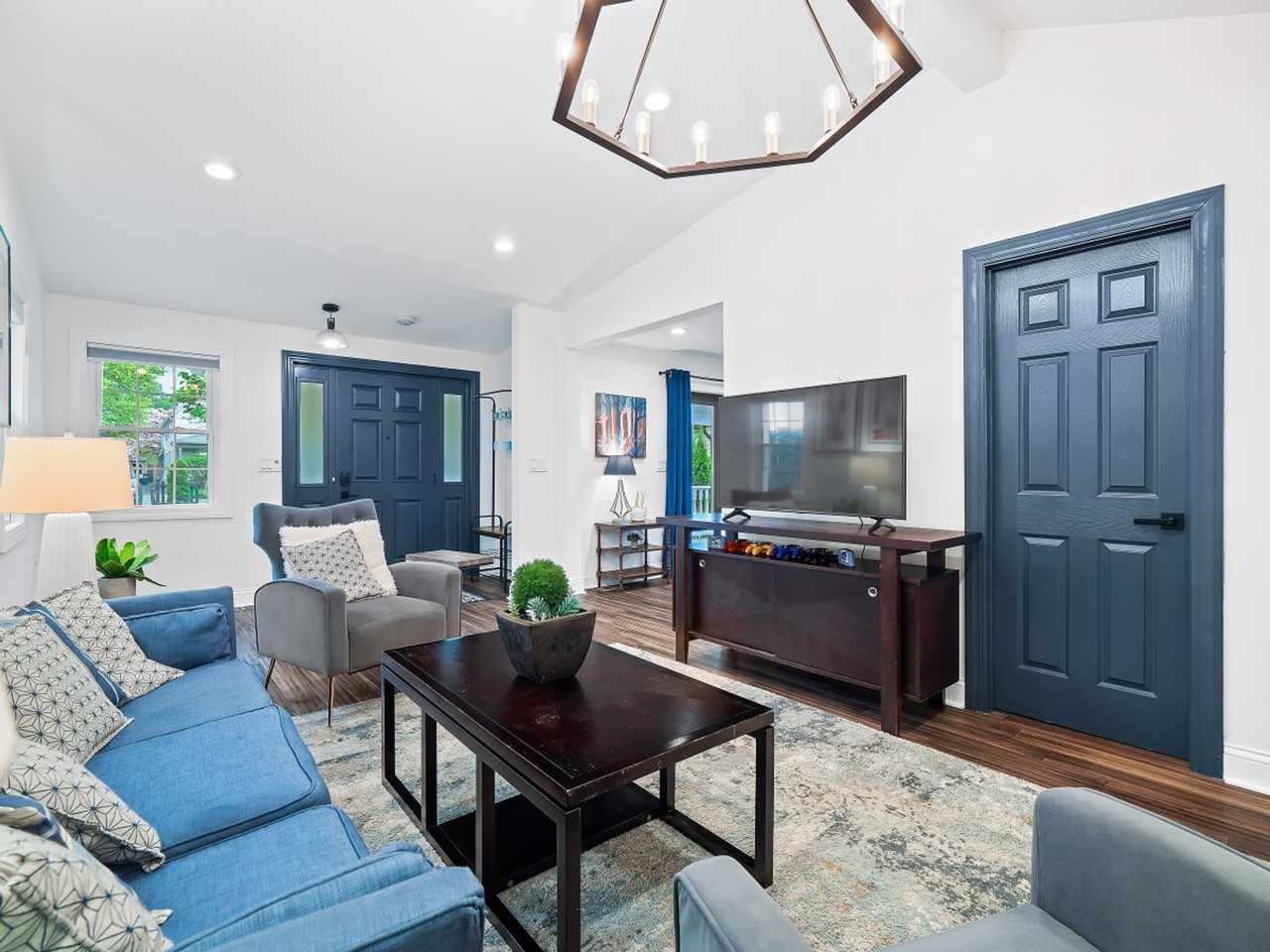 6008 W Clinton Ave #1061050P - Photo 4 of 50