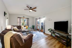 featured image of 4544 Erie Ave Nw