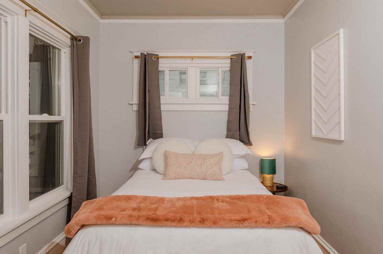 714 Jefferson St #1061632P - Photo 7 of 17