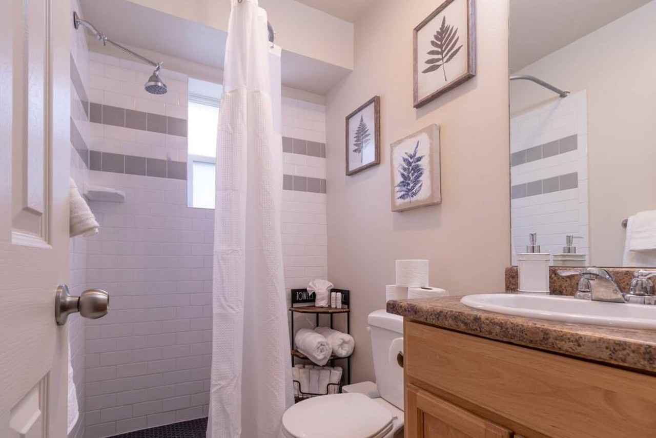 676 E Markea Ave #1071593P - Photo 6 of 17