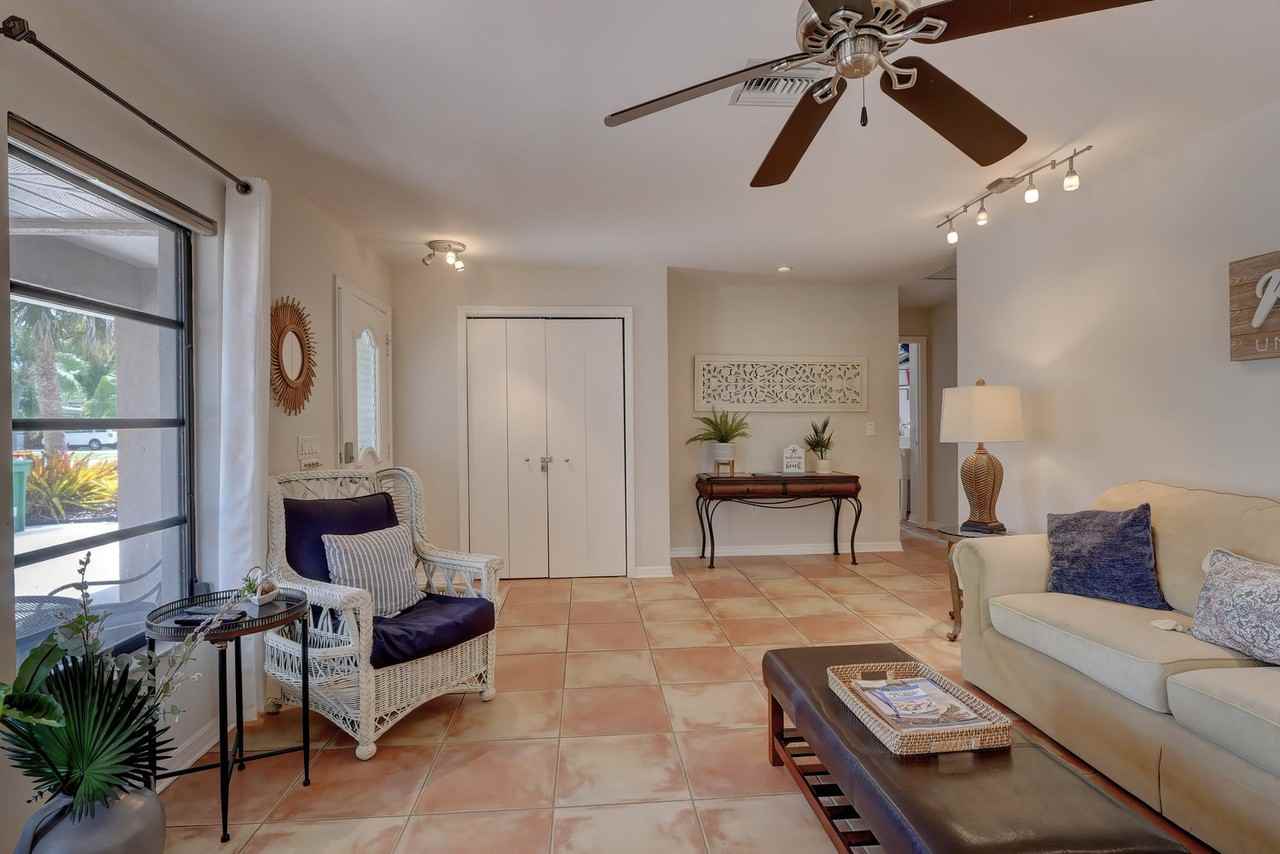 650 93rd Ave N #1073498P - Photo 7 of 32