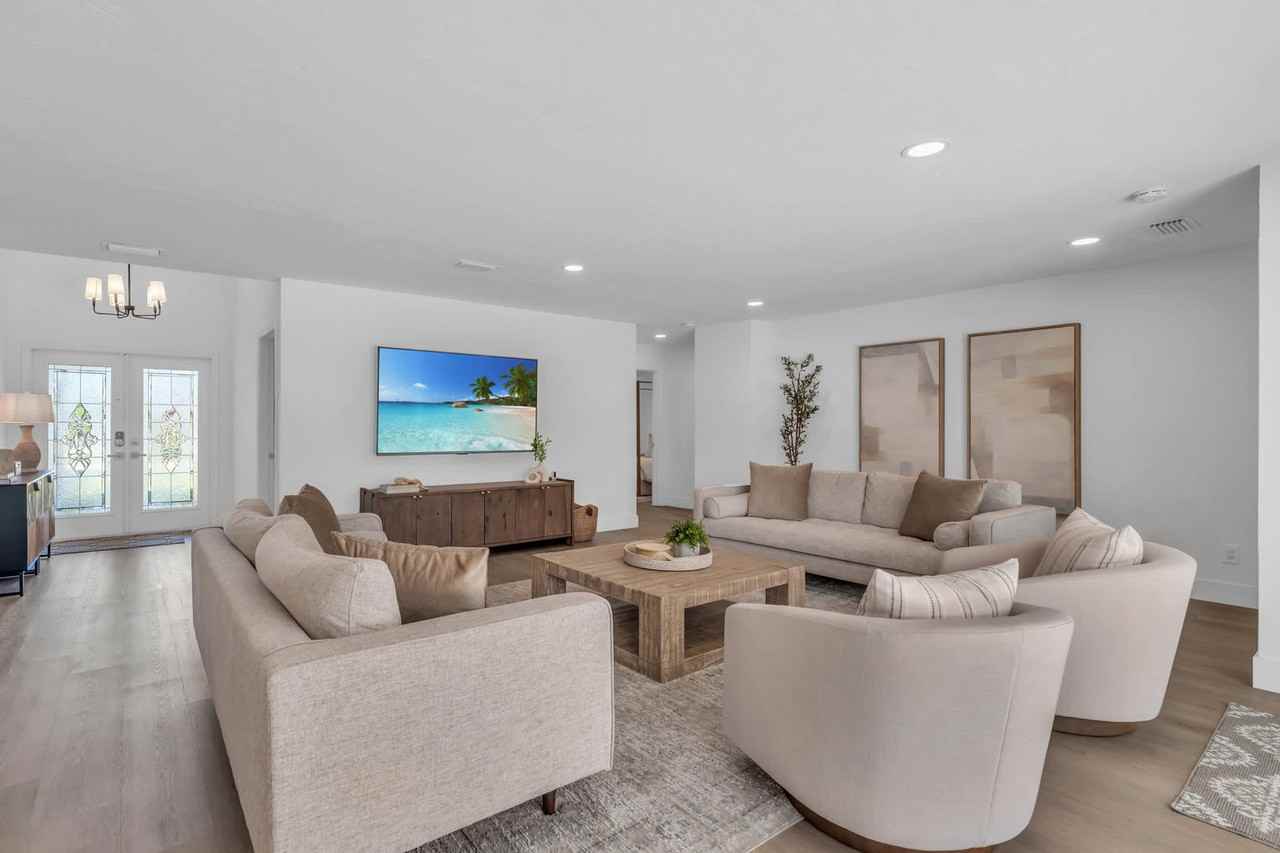 27128 Edenbridge Court #1073505P - Photo 5 of 47