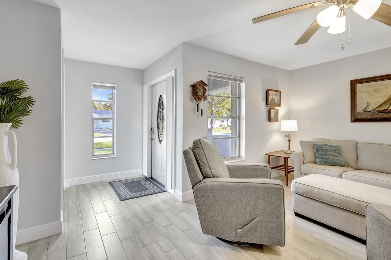 2374 Poinciana Dr #1073509P - Photo 7 of 32