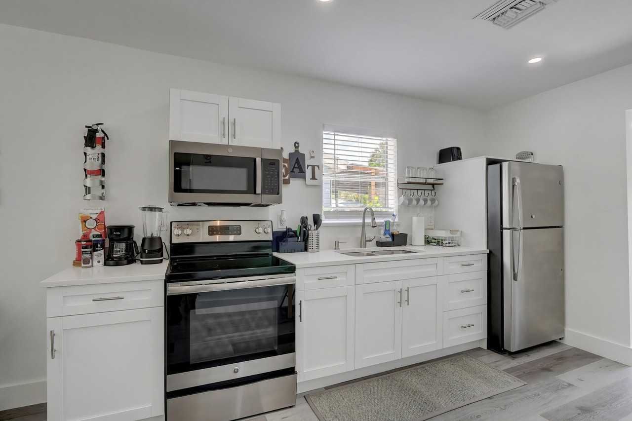 27250 Shriver Ave #1073511P - Photo 4 of 46