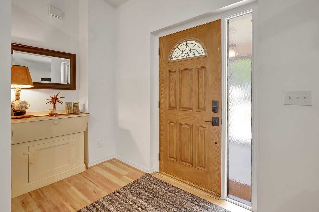 98 Chardon Place #1073520P - Photo 5 of 40