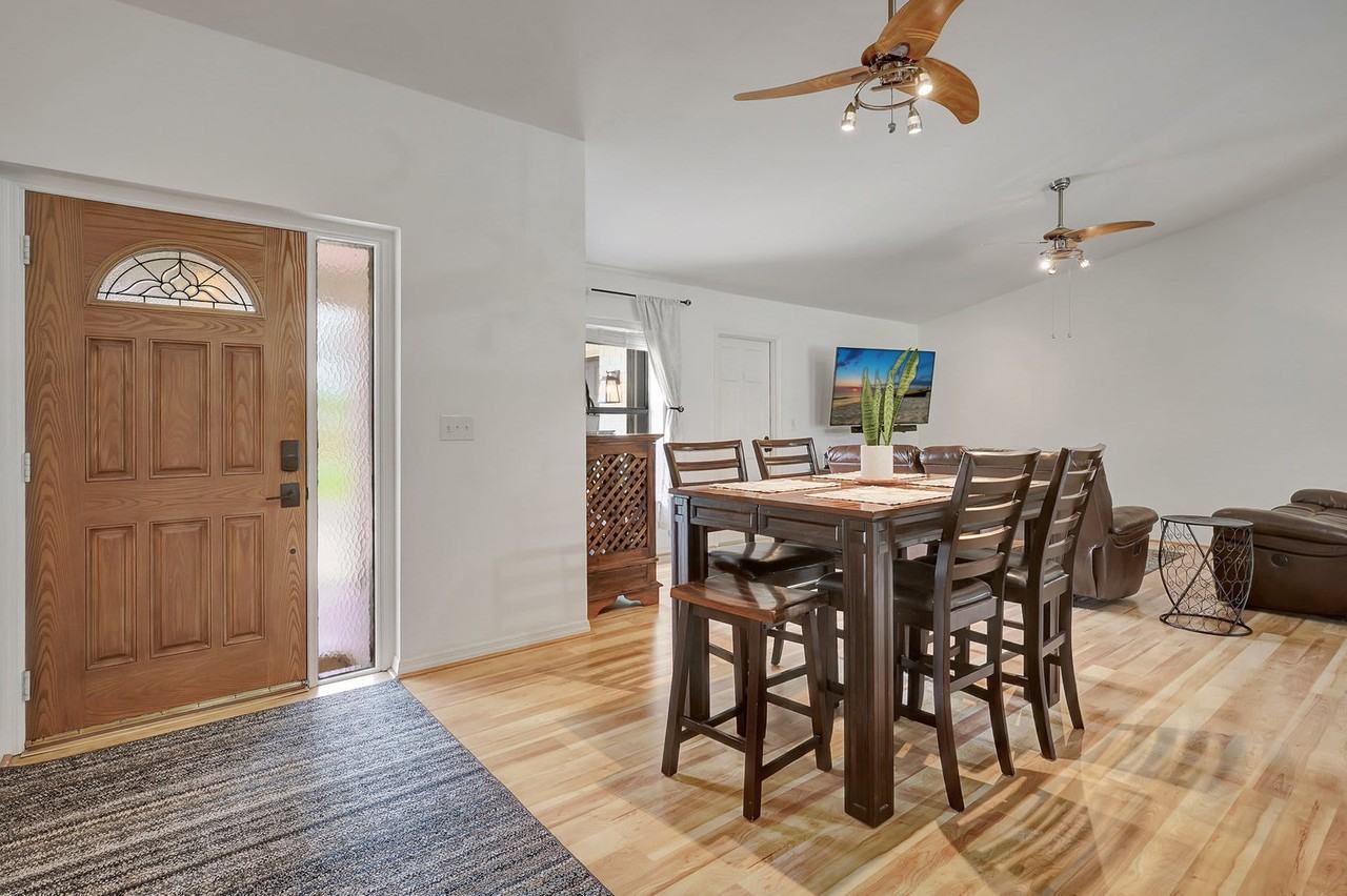 98 Chardon Place #1073520P - Photo 6 of 40