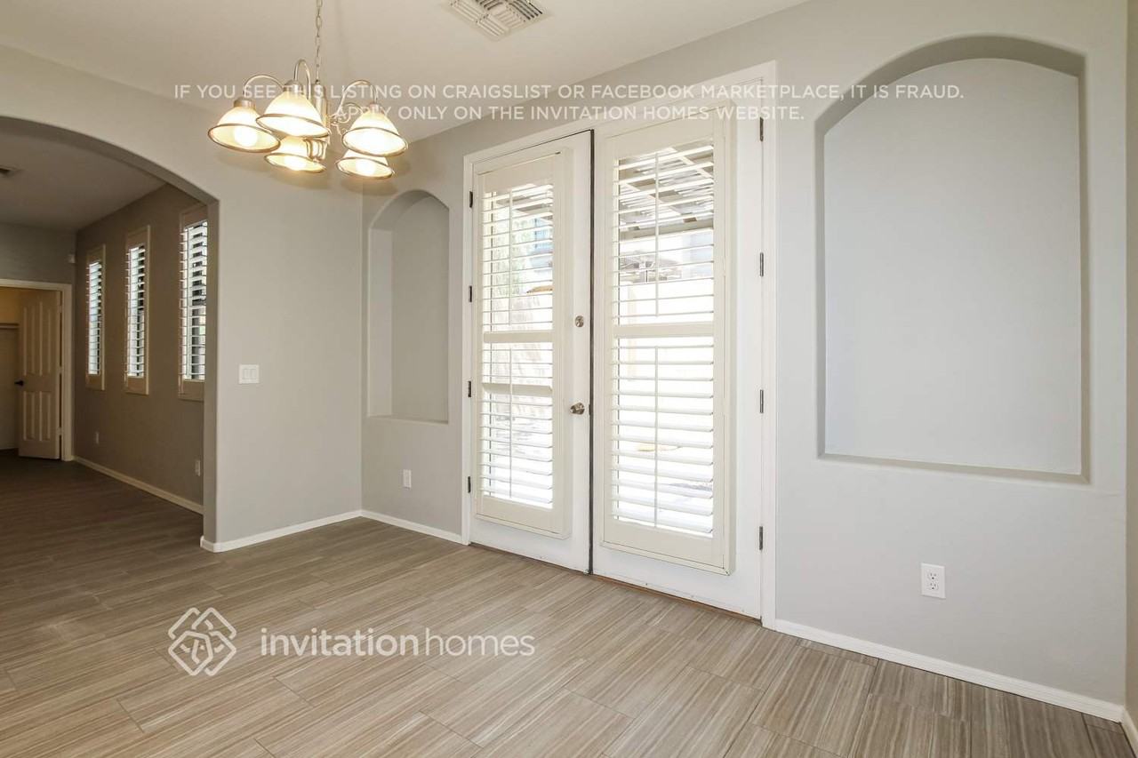 2388 W Dusty Wren Dr - Photo 6 of 21
