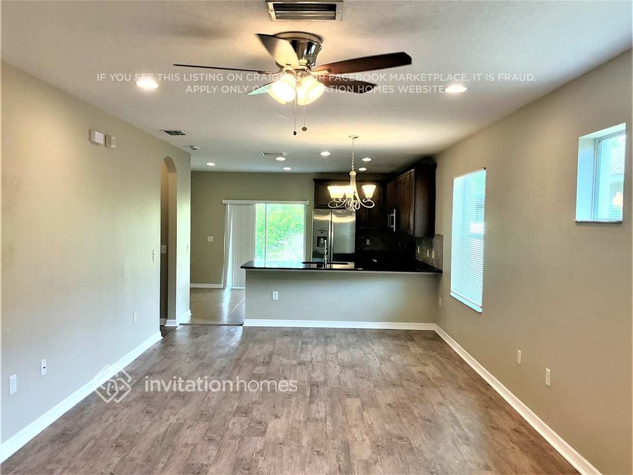 12513 Belcroft Dr - Photo 4 of 14