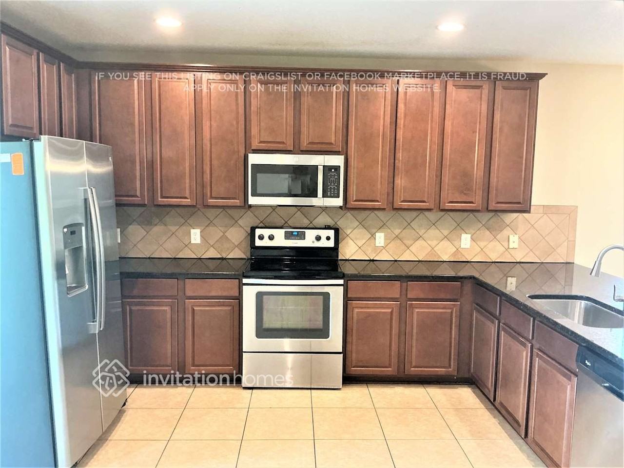 12513 Belcroft Dr - Photo 5 of 14