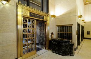 featured image of 200 Carondelet St