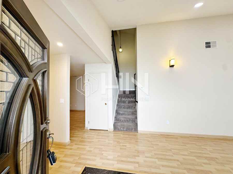 1691 Chesterton Cir - Photo 3 of 24