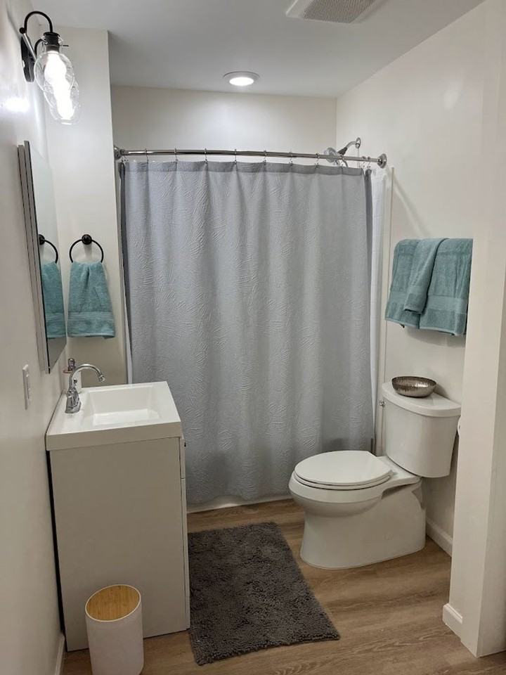 637 Columbus Dr #B - Photo 7 of 10