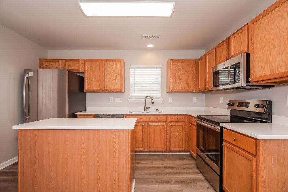 3236 Reid Brook Ln - Photo 6 of 16