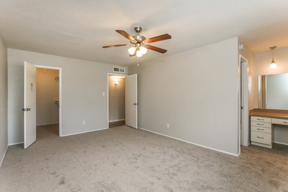 6937 Sandybrook Dr - Photo 7 of 19