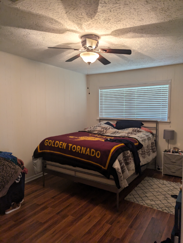 109 Maple St - Photo 5 of 9