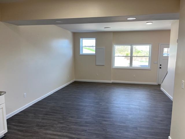 1037 Tomahawk Trl - Photo 3 of 14