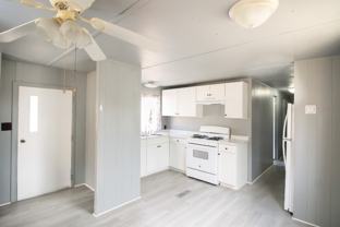 704 N Vine Ave - Photo 1 of 1