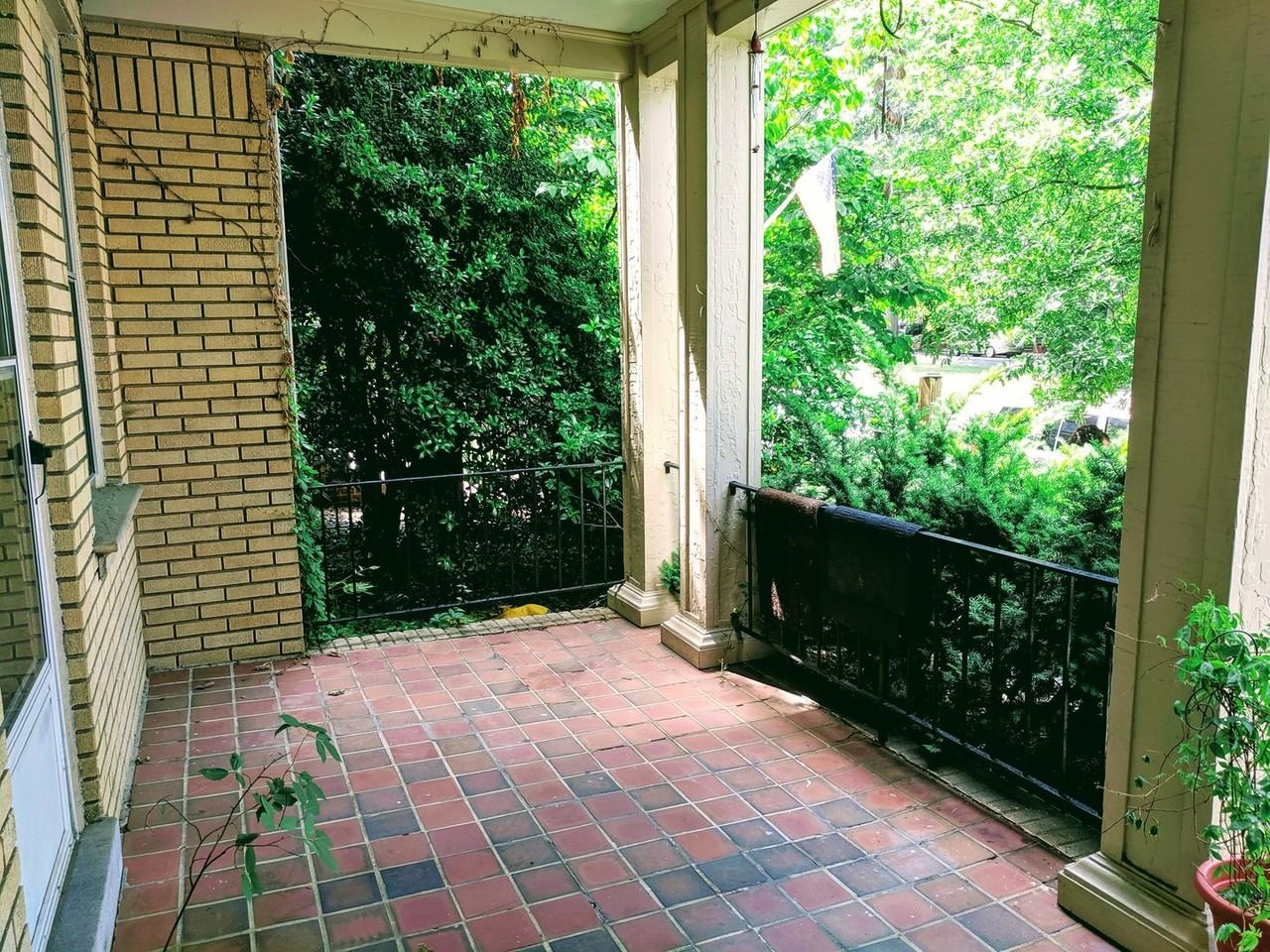 2832 Monument Ave.* - Photo 6 of 50