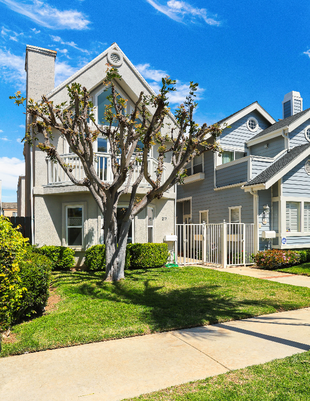 217 Knoxville Ave - Photo 2 of 43