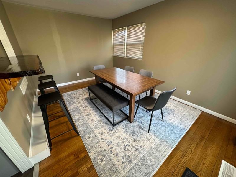 263 S Chester Ave #7 - Photo 5 of 36