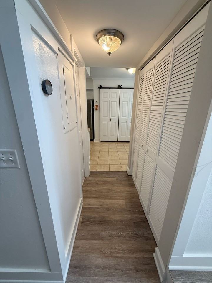 1802 Belle Chez - Photo 3 of 13