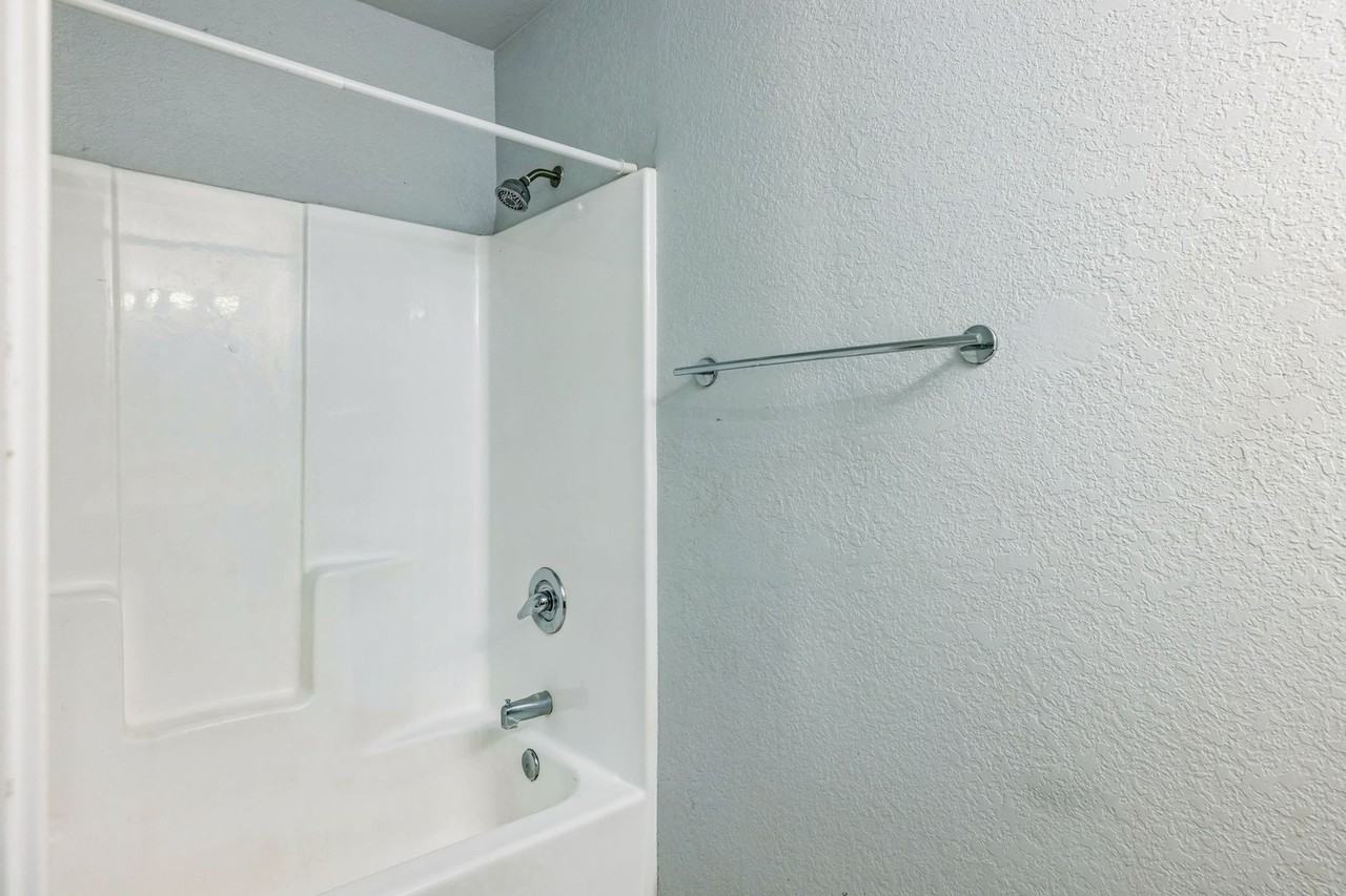 701 N Los Felices Cir W #L216 - Photo 5 of 28