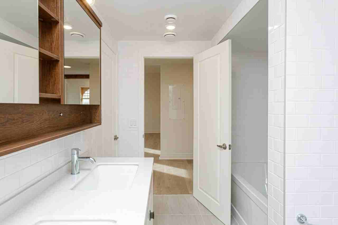 15 McDonald Avenue #2 - Photo 3 of 17