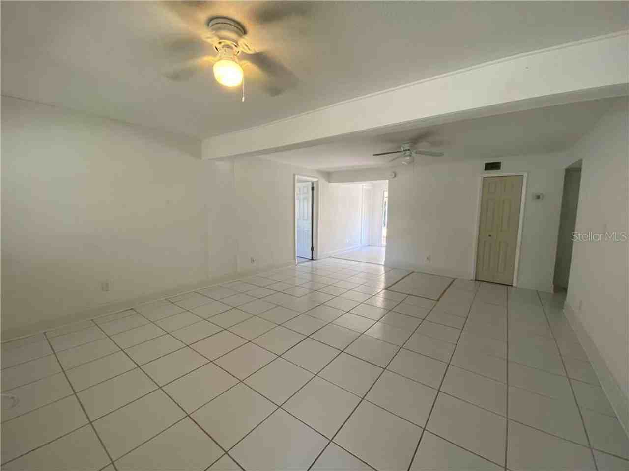 769 Greenway Pl - Photo 5 of 14