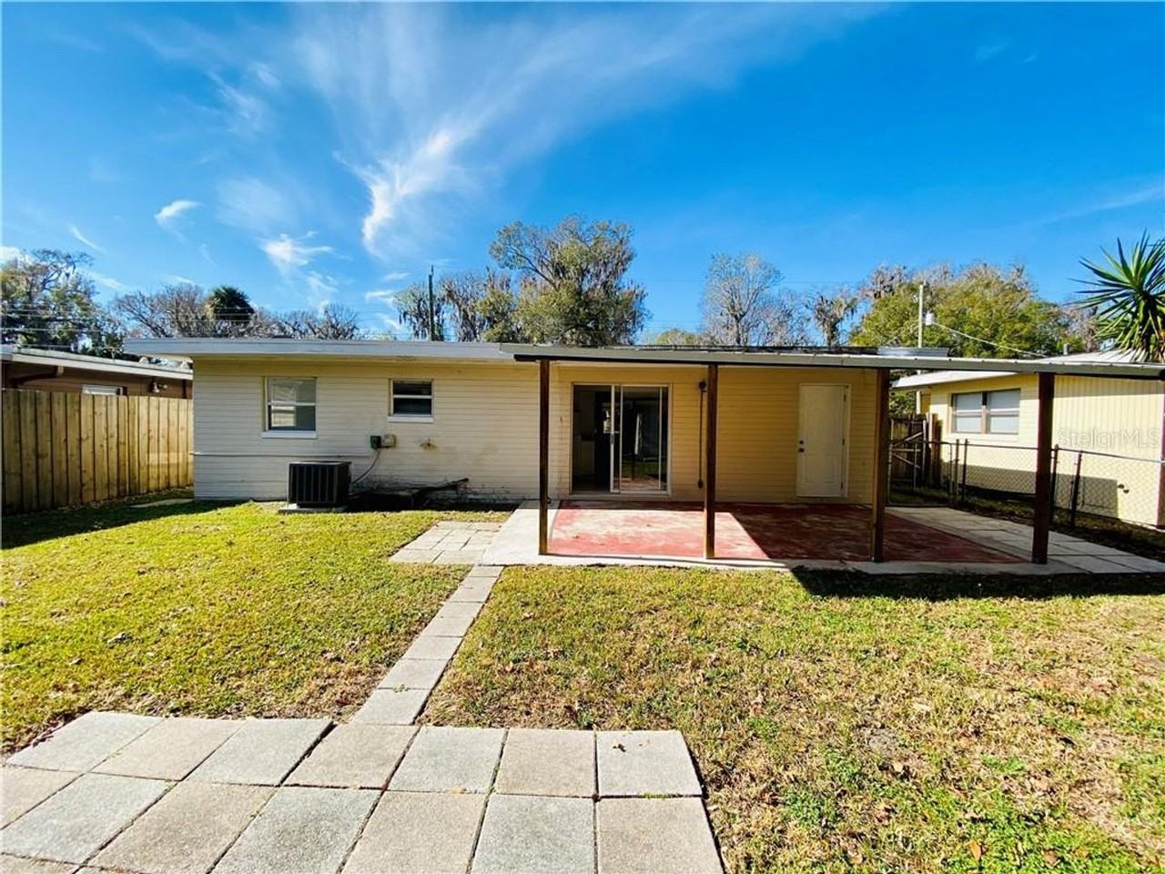 769 Greenway Pl - Photo 4 of 14
