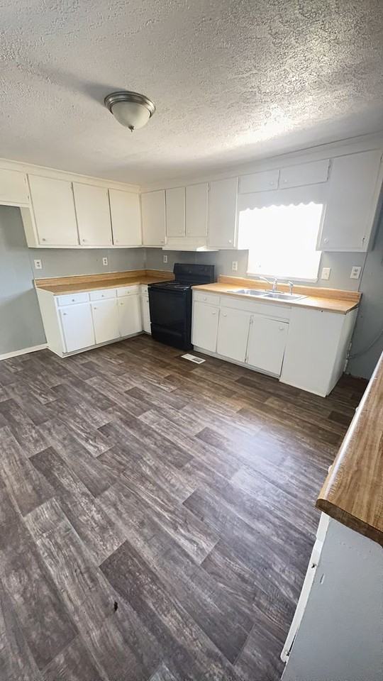 5330 Cusseta Rd - Photo 3 of 15