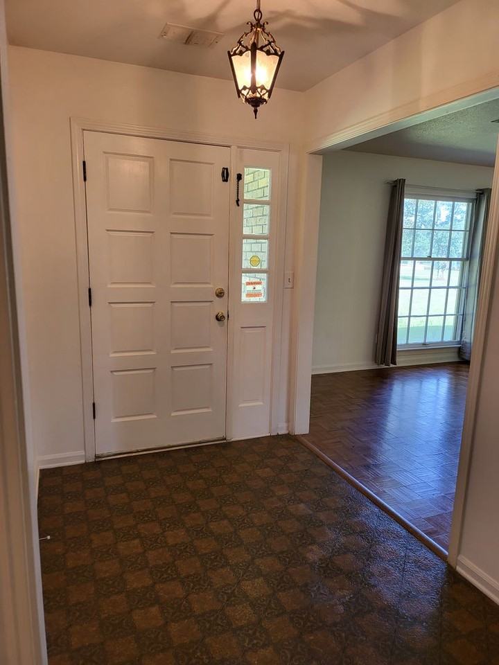 5601 Flatwoods Rd - Photo 2 of 22