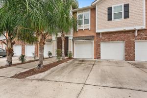 featured image of 208 Larkin Pl #107