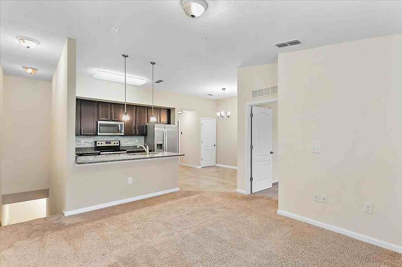 208 Larkin Pl #107 - Photo 5 of 16