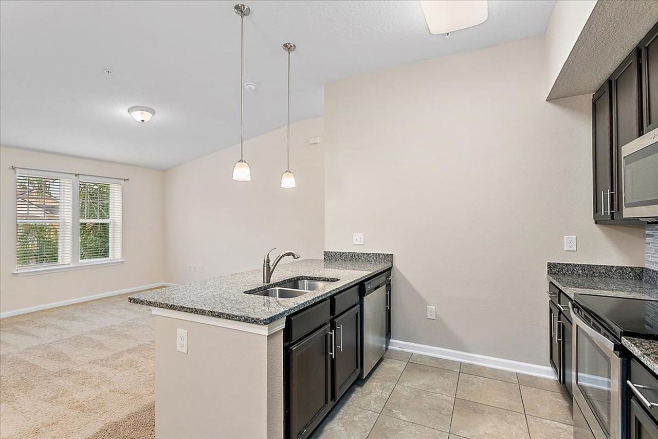 208 Larkin Pl #107 - Photo 7 of 16