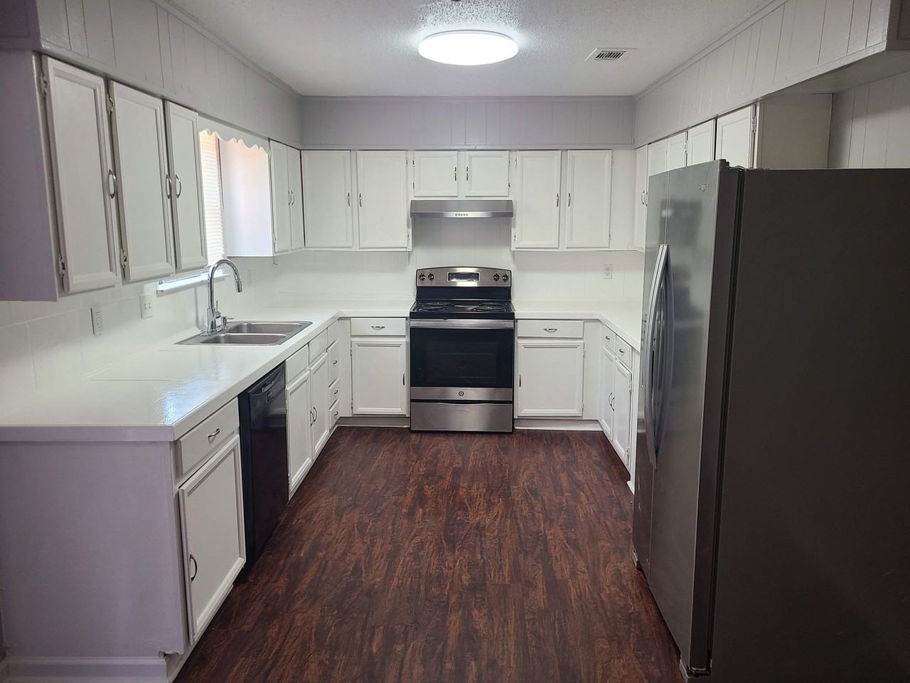66 Wright Cir - Photo 2 of 21