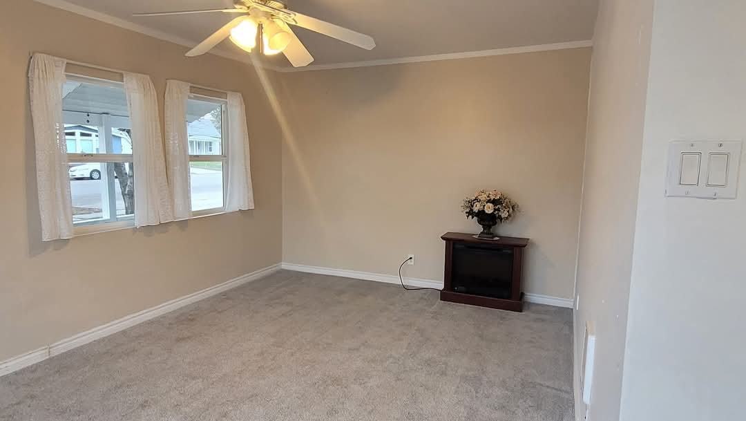 1126 S 4th St #NA - Photo 3 of 7