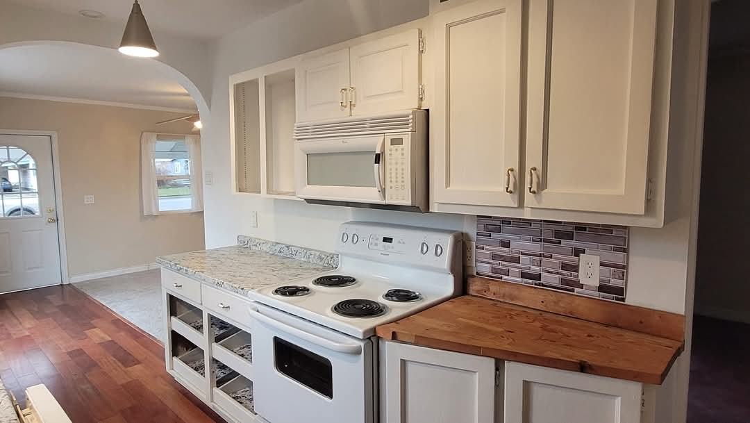 1126 In Town #NA - Photo 4 of 7