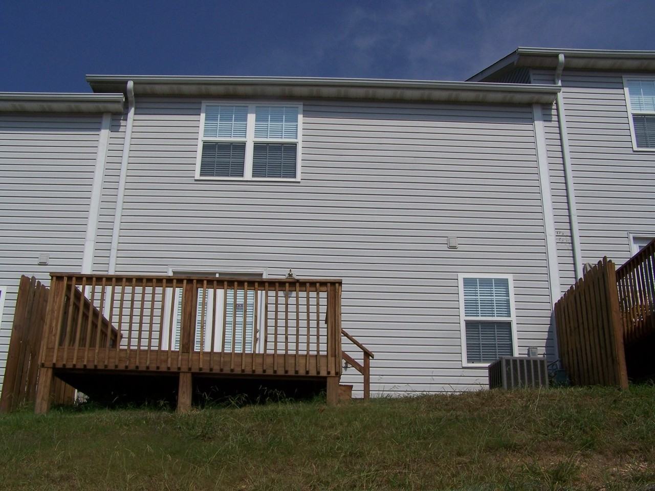 1140 Harbin Ridge Ln - Photo 2 of 10
