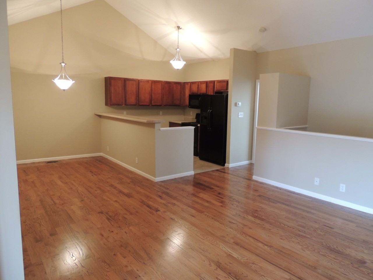 1140 Harbin Ridge Ln - Photo 3 of 10